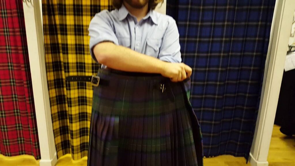 How To Put On A Kilt